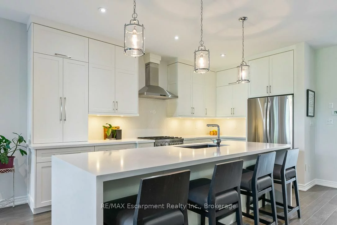 2357, Woodfield, 1015 - RO River Oaks, Oakville