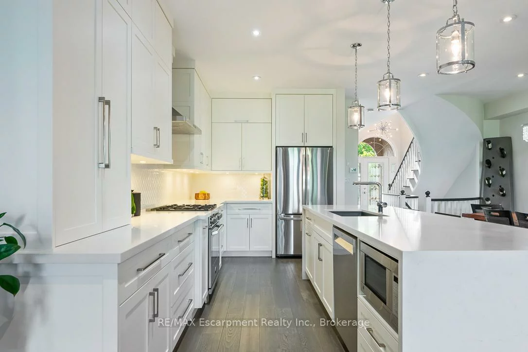 2357, Woodfield, 1015 - RO River Oaks, Oakville