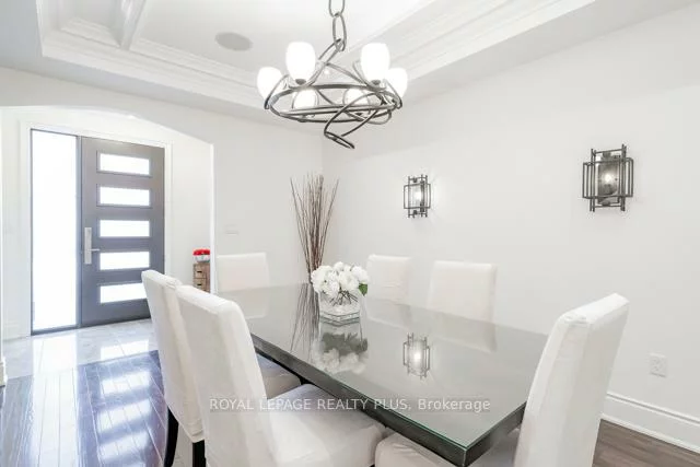 142, Rebecca, 1002 - CO Central, Oakville