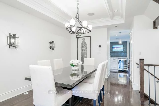 142, Rebecca, 1002 - CO Central, Oakville