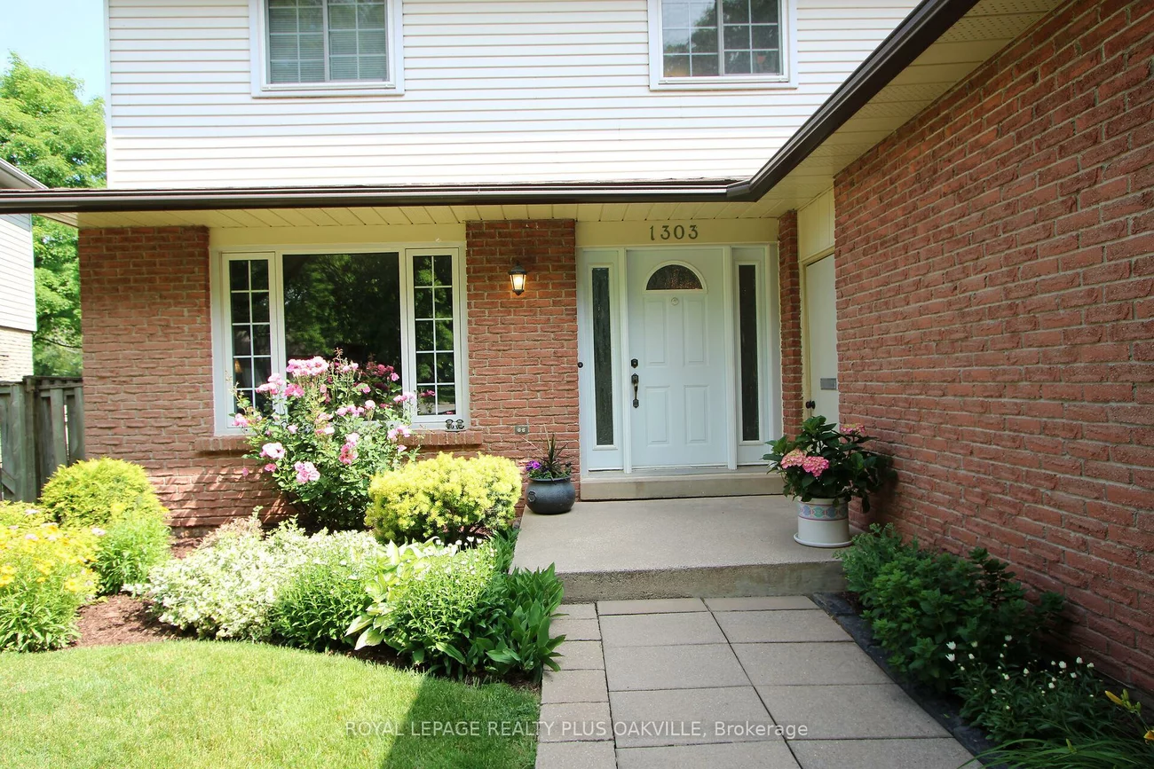 1303, Henley, 1005 - FA Falgarwood, Oakville