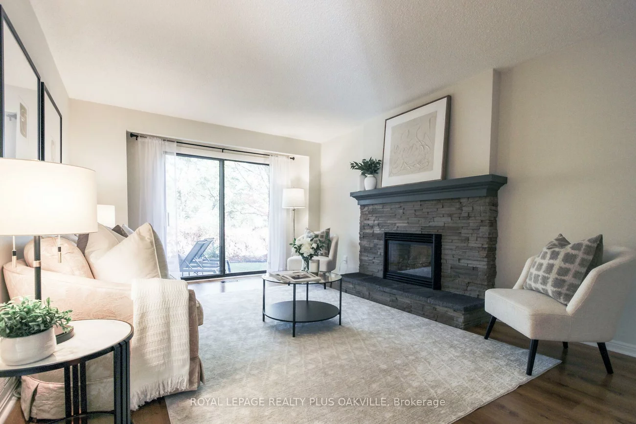 1303, Henley, 1005 - FA Falgarwood, Oakville