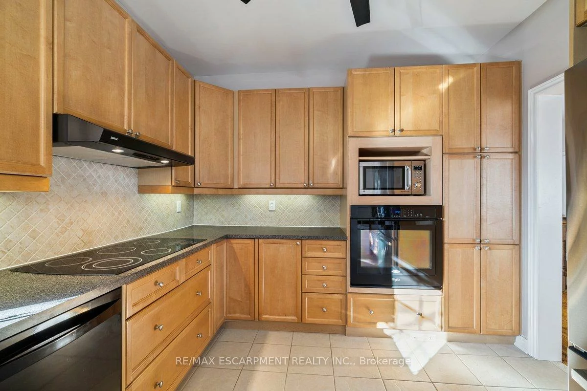 2428, Salcome, 1009 - JC Joshua Creek, Oakville