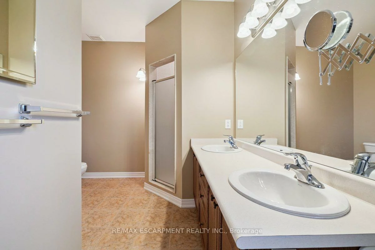 2428, Salcome, 1009 - JC Joshua Creek, Oakville