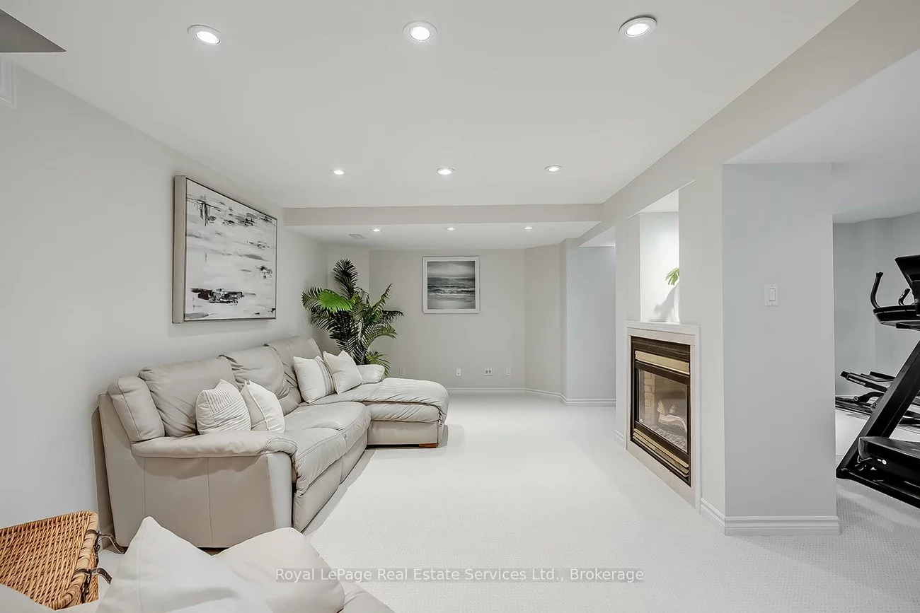 2620, Andover, 1015 - RO River Oaks, Oakville