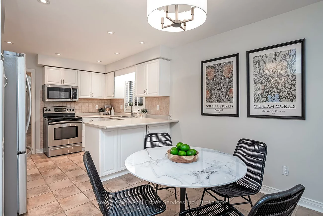 2620, Andover, 1015 - RO River Oaks, Oakville