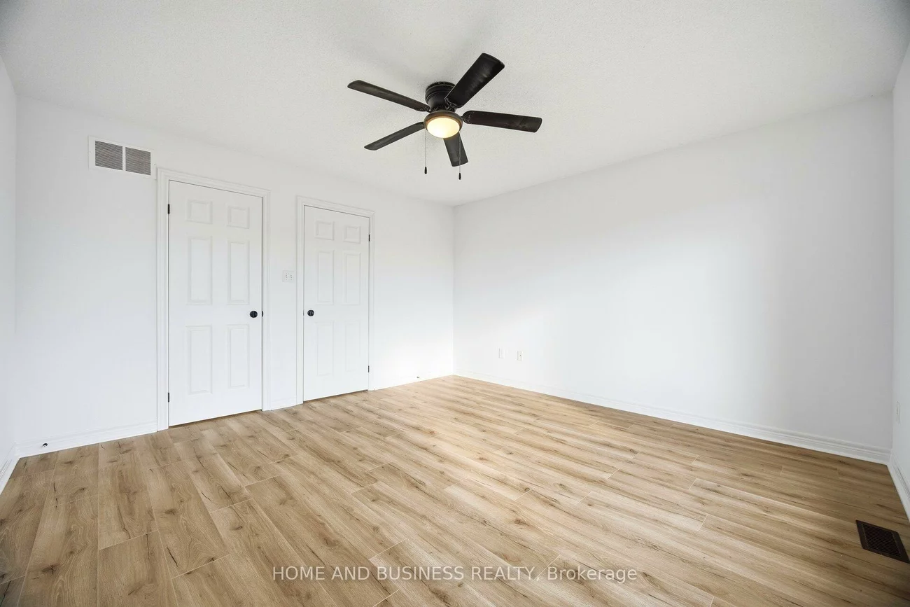 2410, Woodstock, 1019 - WM Westmount, Oakville