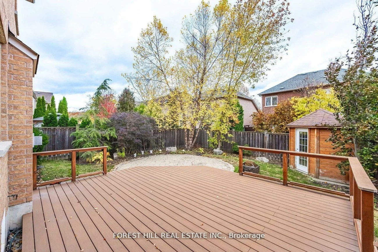 231, Butterfly, 1001 - BR Bronte, Oakville