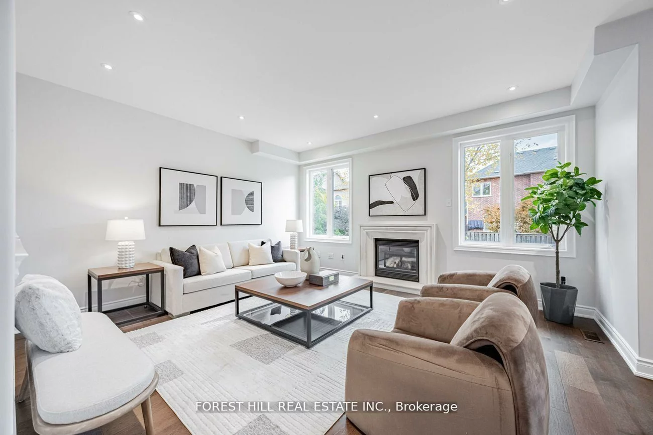 231, Butterfly, 1001 - BR Bronte, Oakville