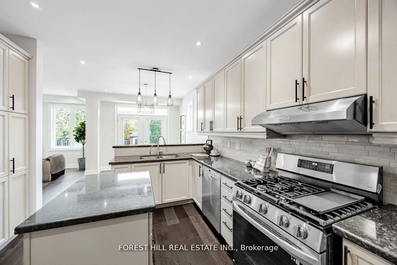 231, Butterfly, 1001 - BR Bronte, Oakville