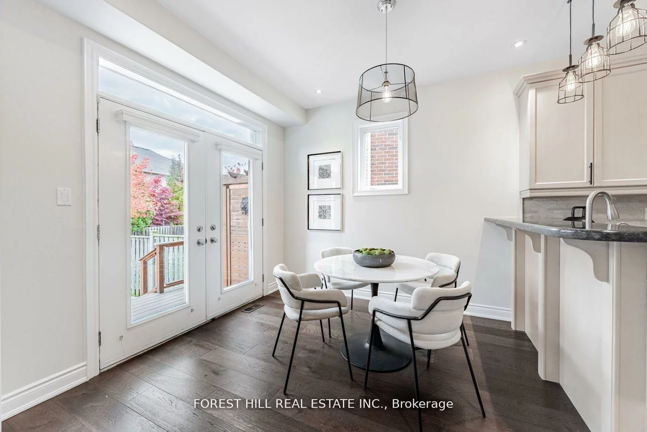 231, Butterfly, 1001 - BR Bronte, Oakville