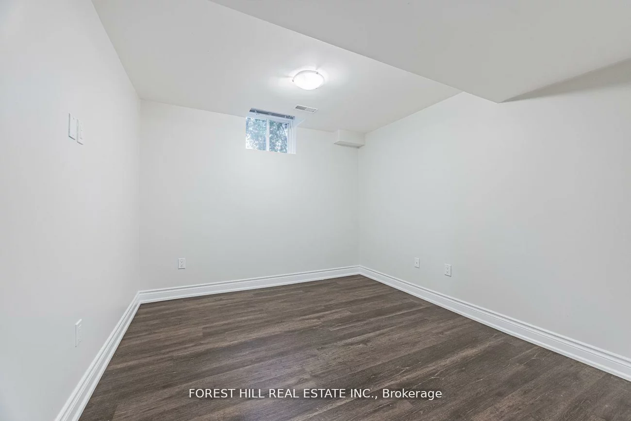 231, Butterfly, 1001 - BR Bronte, Oakville