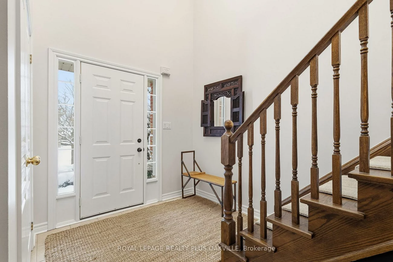 2249, Woodcrest, 1019 - WM Westmount, Oakville