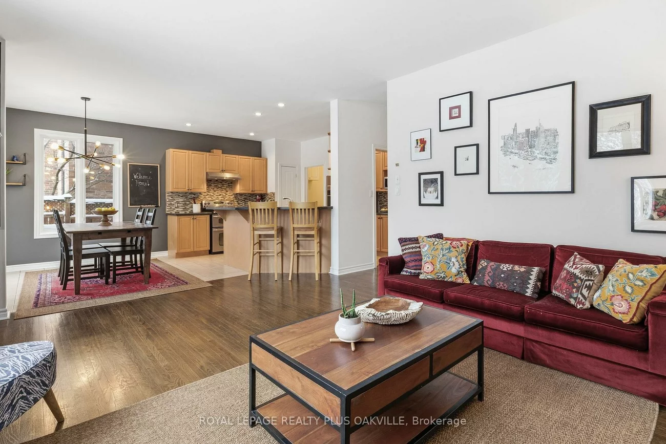 2249, Woodcrest, 1019 - WM Westmount, Oakville