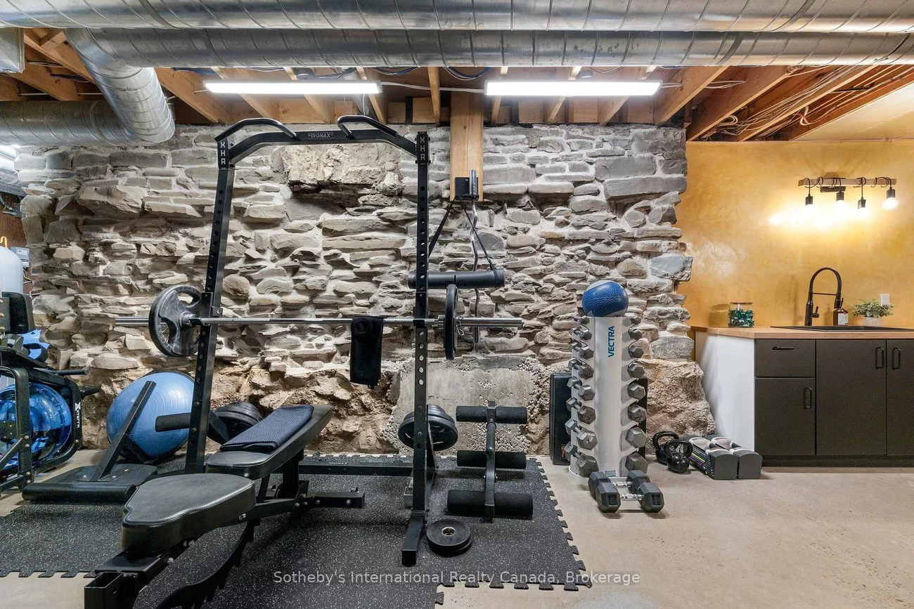 55, Chisholm, 1002 - CO Central, Oakville