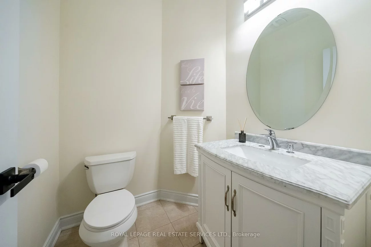 165, Alison, 1001 - BR Bronte, Oakville