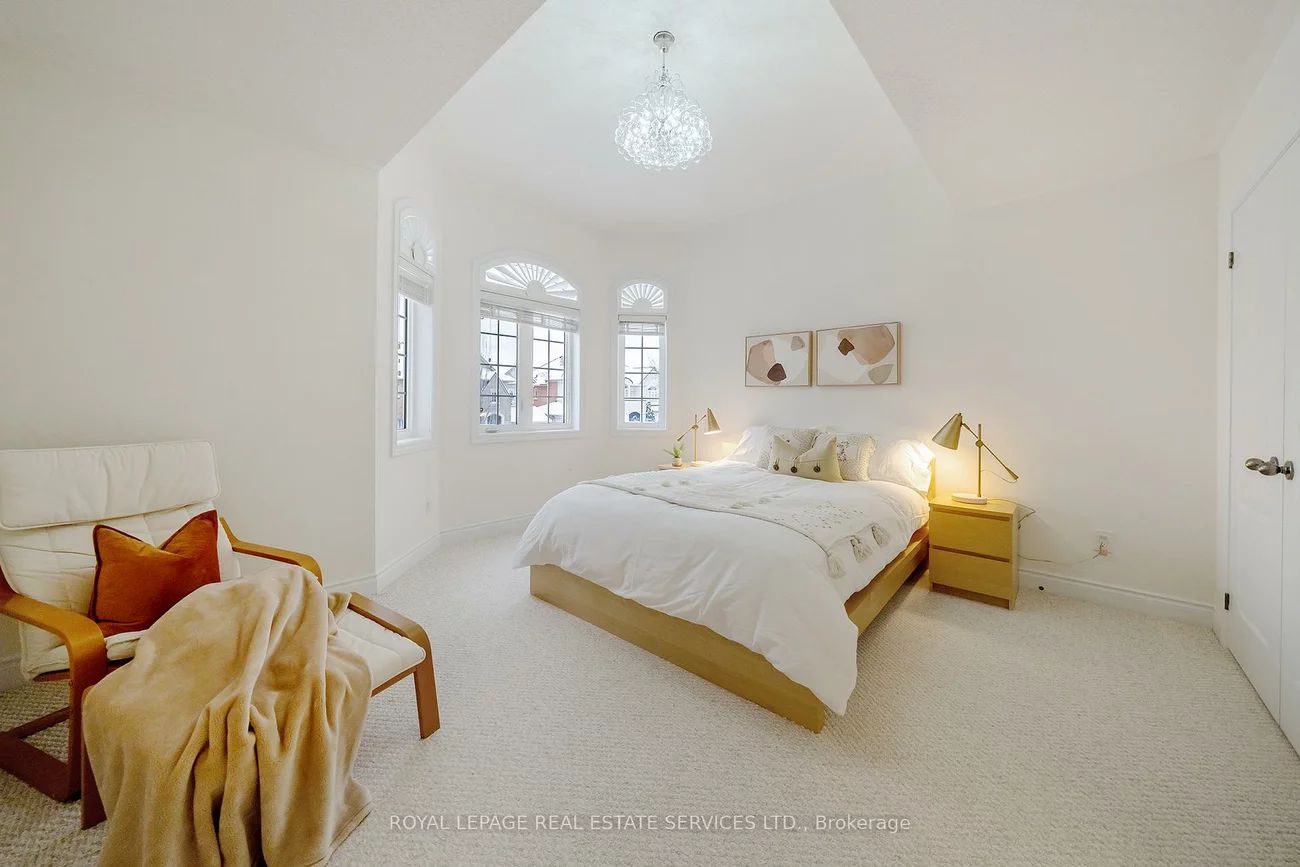 165, Alison, 1001 - BR Bronte, Oakville