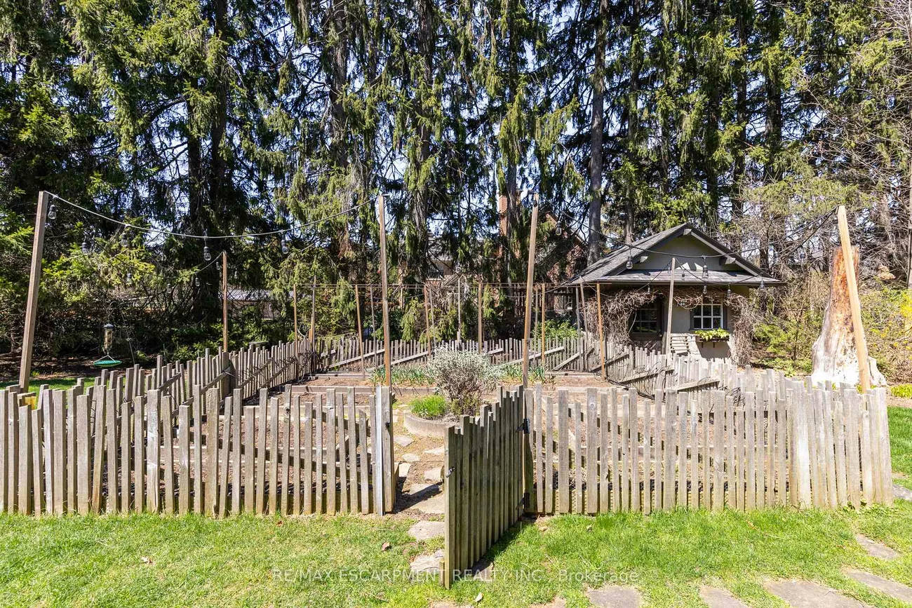 2055, Lakeshore, 1006 - FD Ford, Oakville