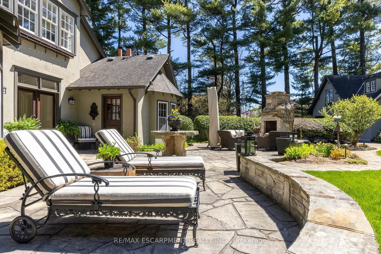 2055, Lakeshore, 1006 - FD Ford, Oakville