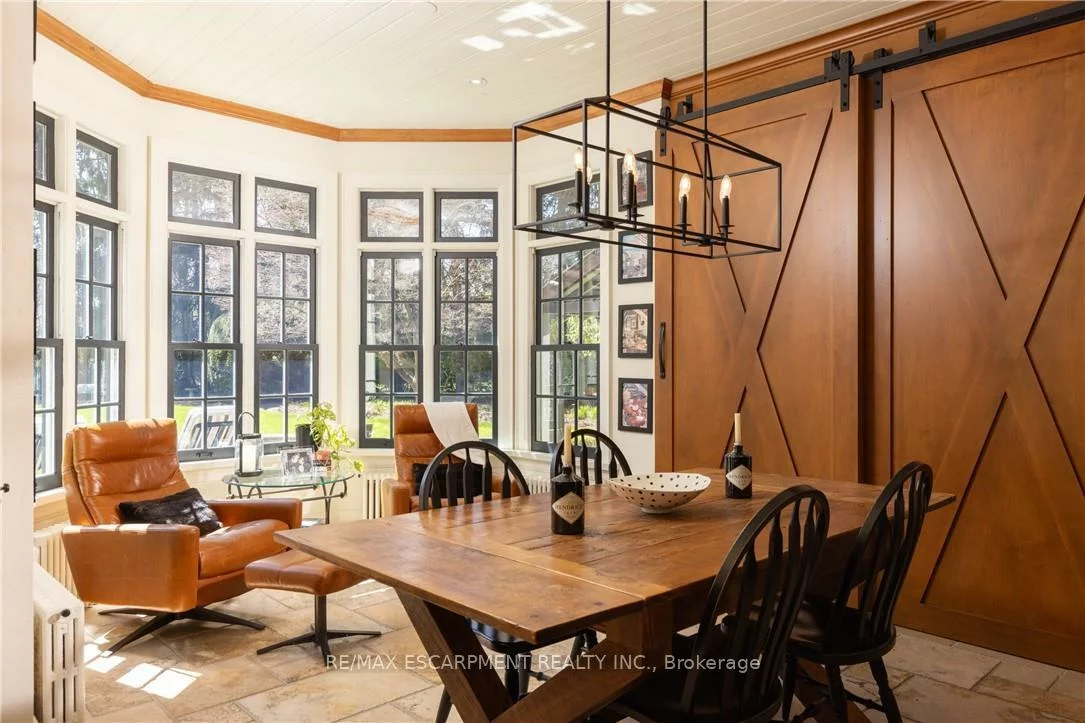 2055, Lakeshore, 1006 - FD Ford, Oakville