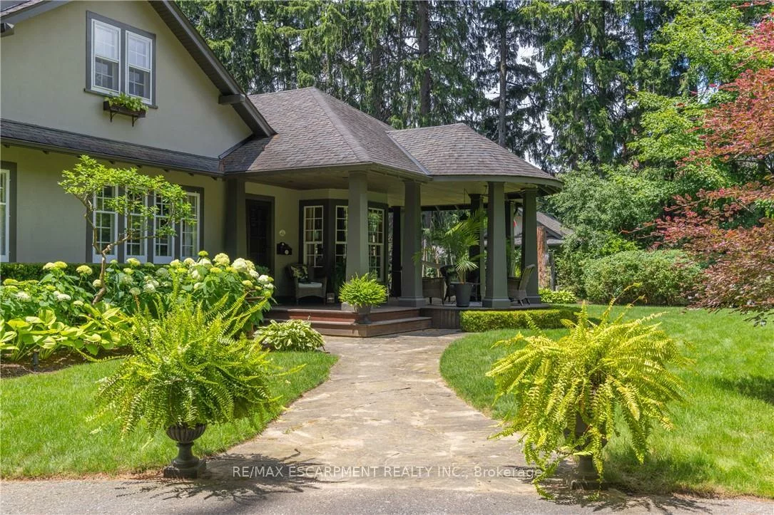 2055, Lakeshore, 1006 - FD Ford, Oakville