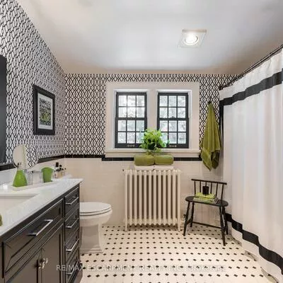 2055, Lakeshore, 1006 - FD Ford, Oakville