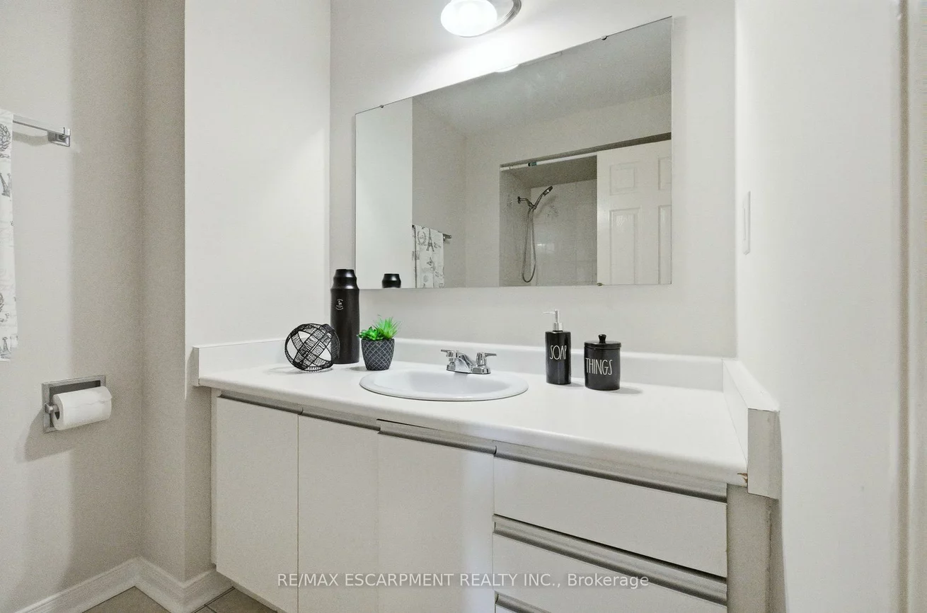 1466, Reeves, 1007 - GA Glen Abbey, Oakville