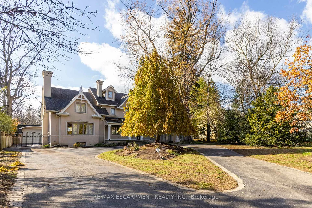 184, Chartwell, 1013 - OO Old Oakville, Oakville