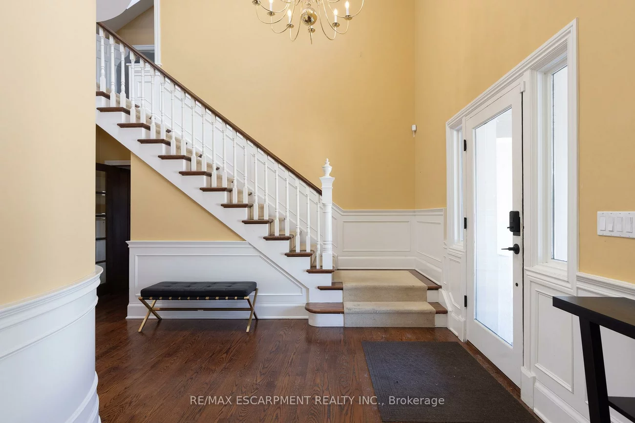 184, Chartwell, 1013 - OO Old Oakville, Oakville