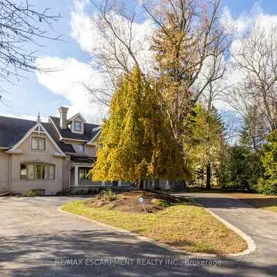 184, Chartwell, 1013 - OO Old Oakville, Oakville