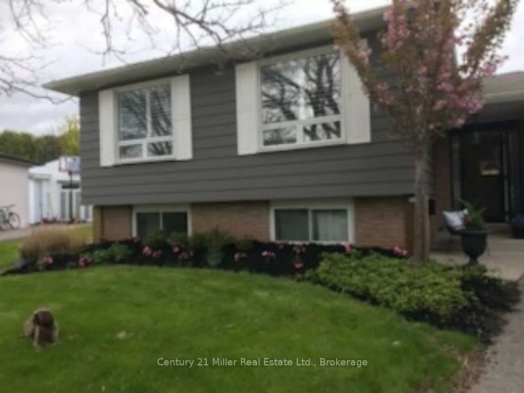 2225, Wyandotte, 1020 - WO West, Oakville