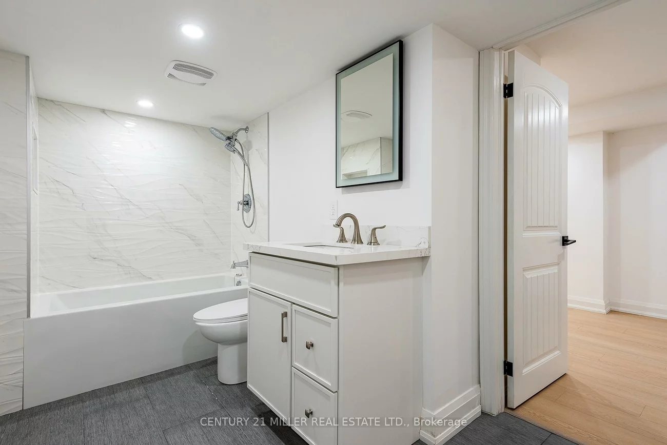 134, Abbey, 1011 - MO Morrison, Oakville