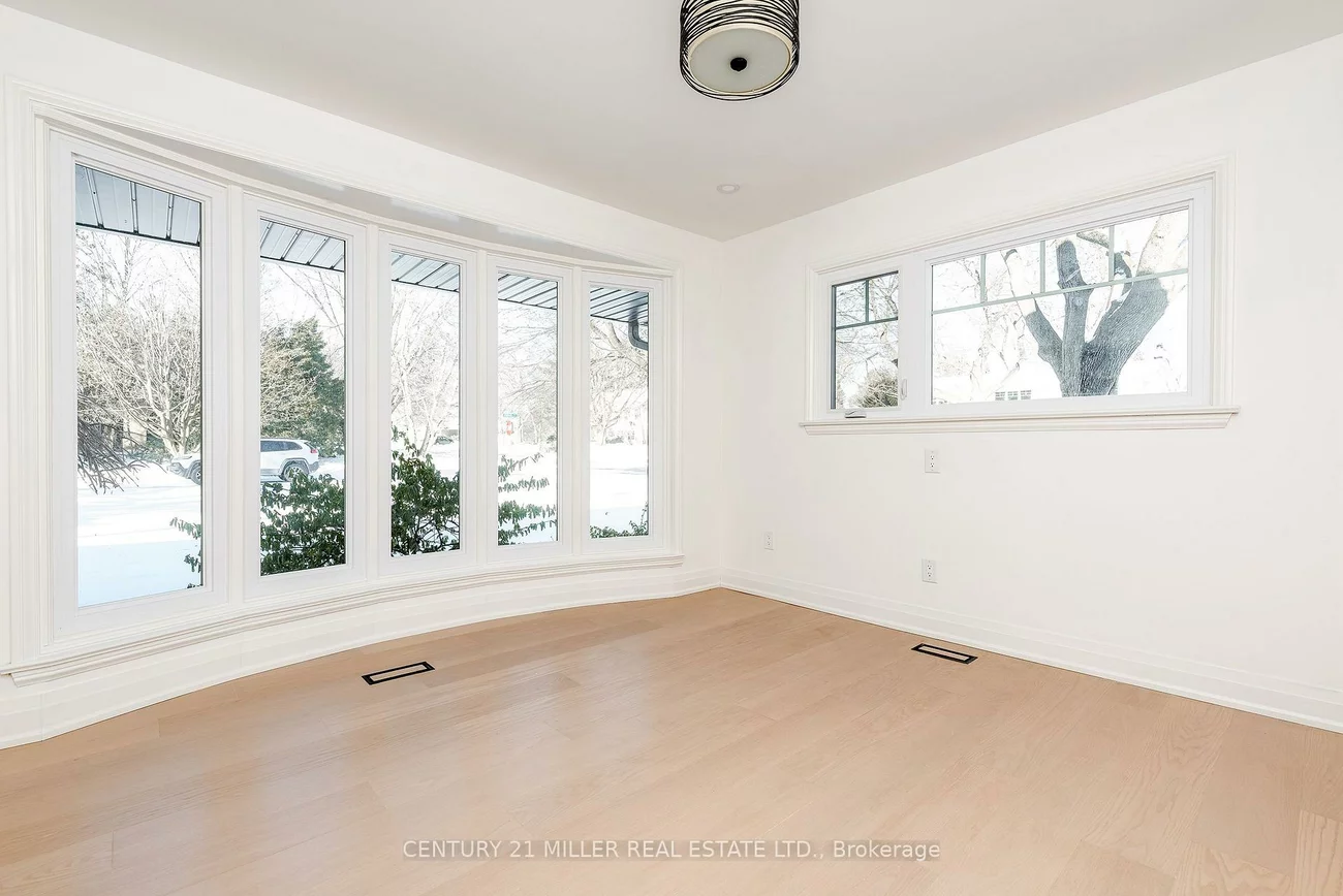 134, Abbey, 1011 - MO Morrison, Oakville