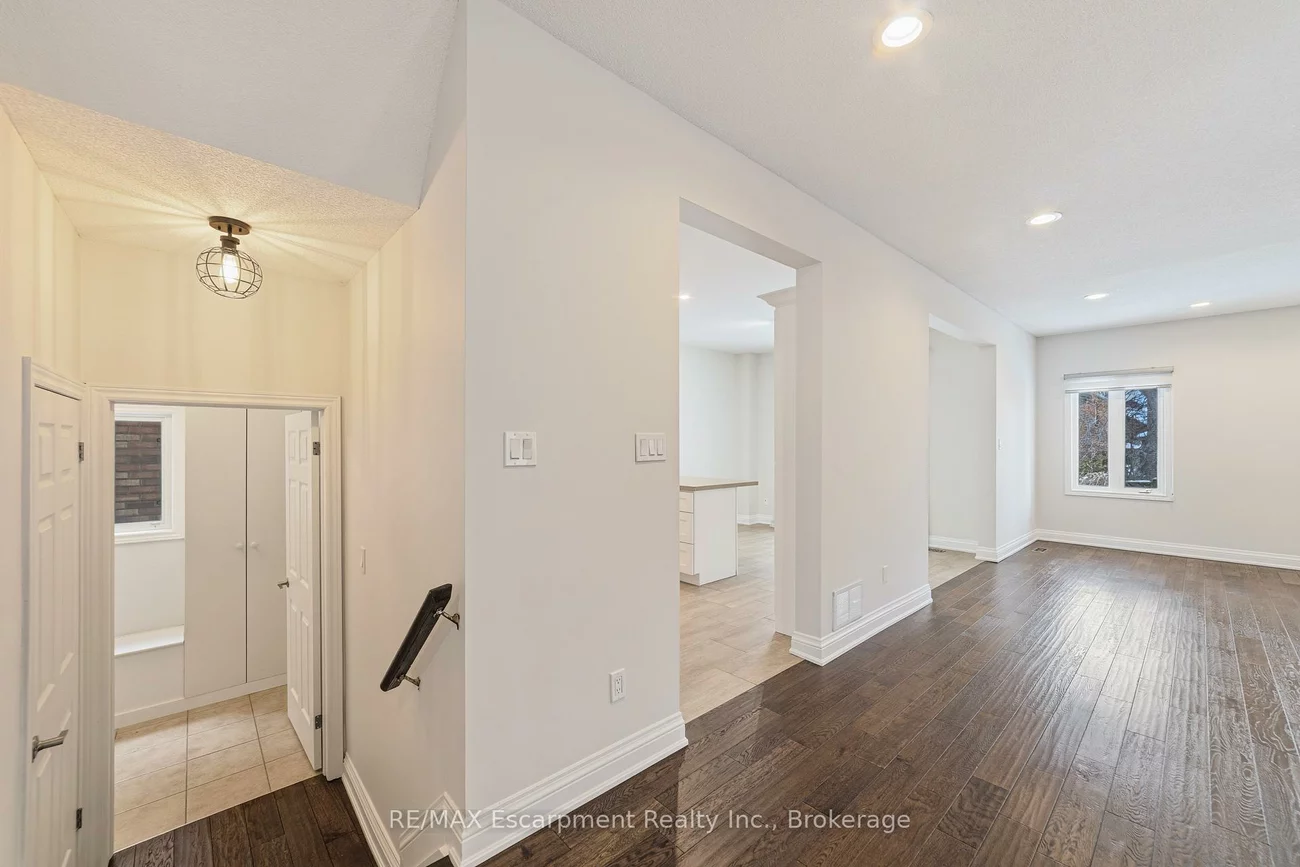 2408, Valley Heights, 1015 - RO River Oaks, Oakville