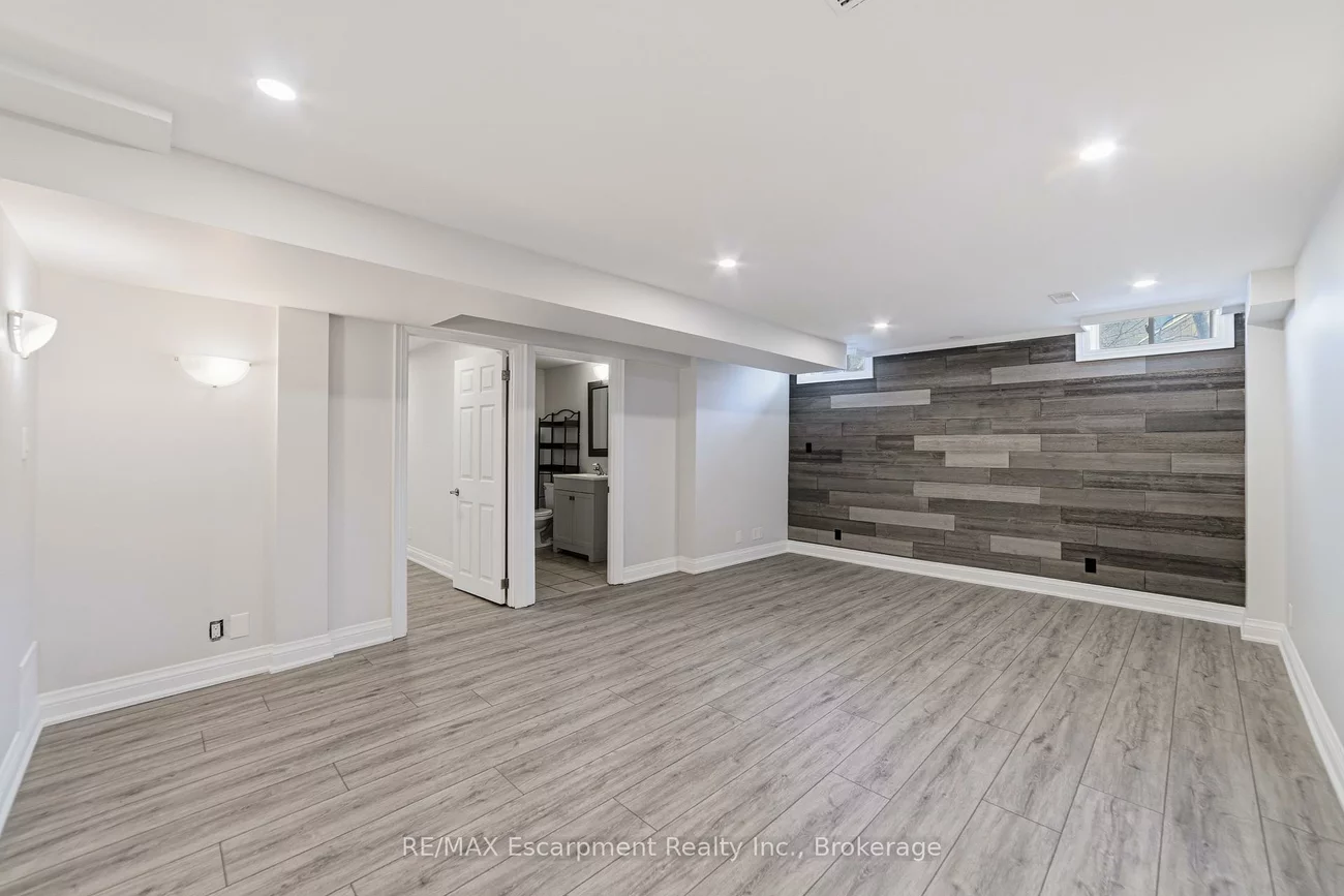 2408, Valley Heights, 1015 - RO River Oaks, Oakville