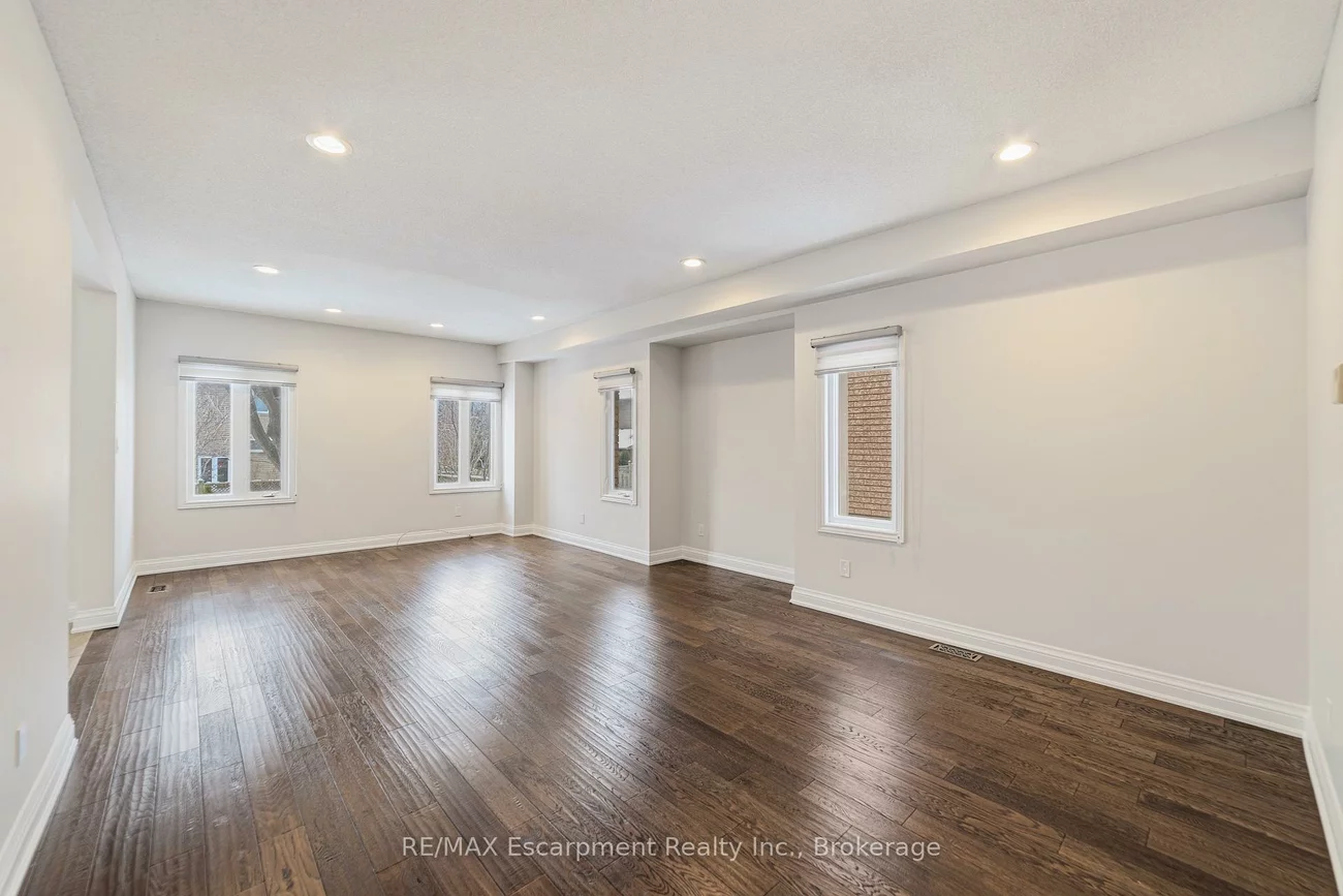 2408, Valley Heights, 1015 - RO River Oaks, Oakville