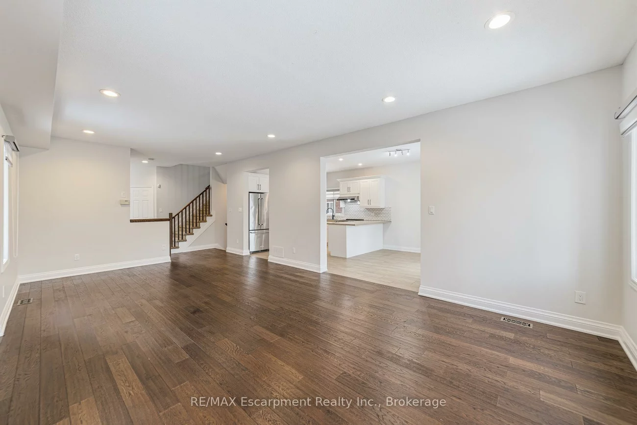 2408, Valley Heights, 1015 - RO River Oaks, Oakville