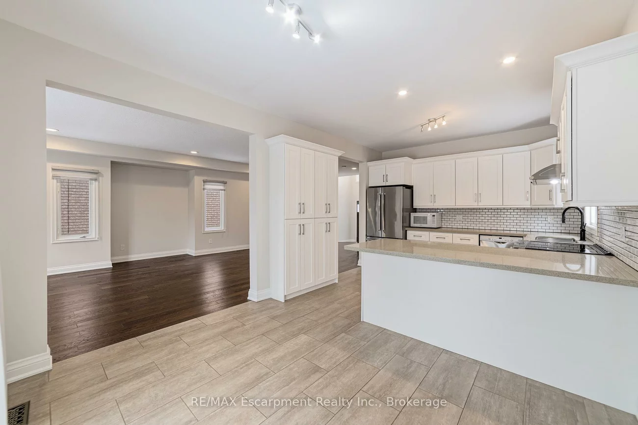 2408, Valley Heights, 1015 - RO River Oaks, Oakville