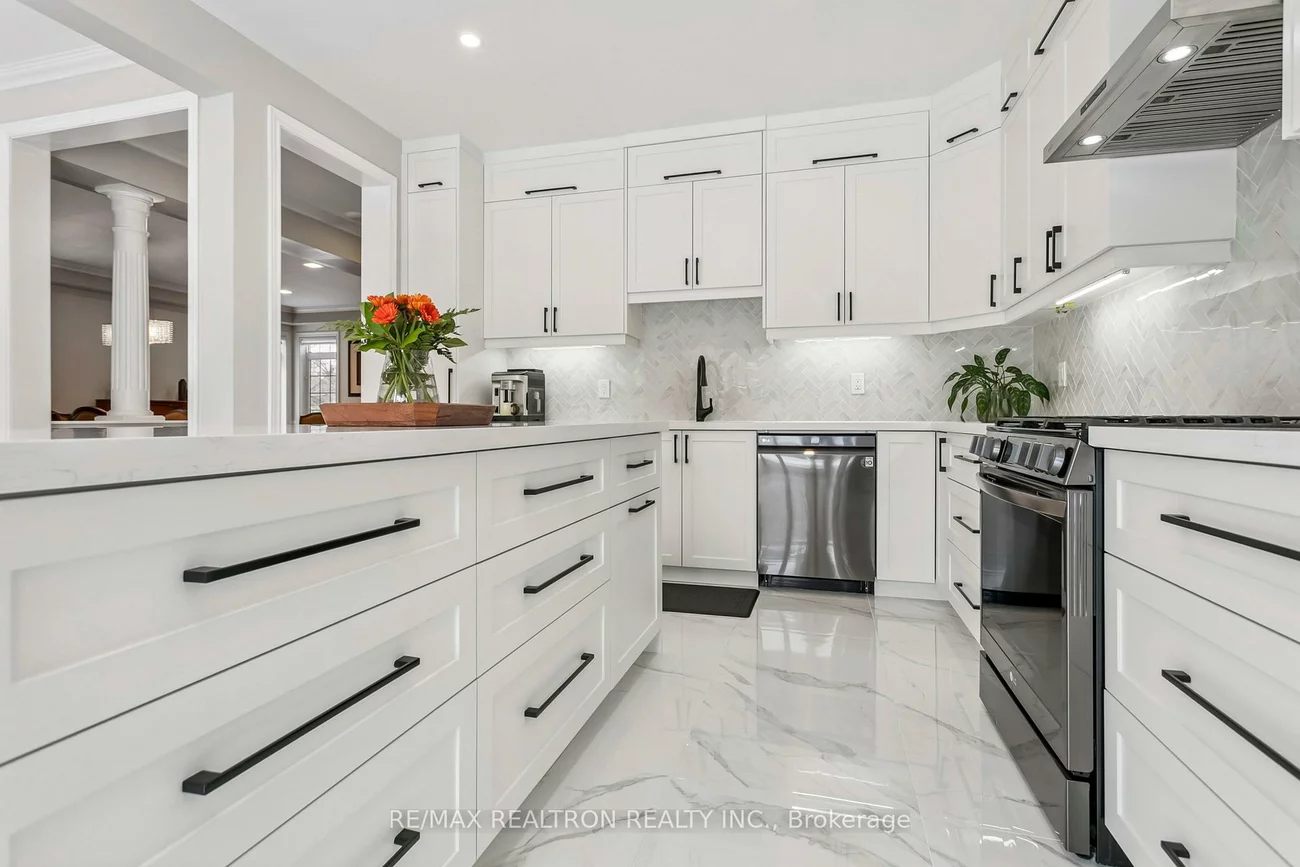 1153, Kestell, 1009 - JC Joshua Creek, Oakville