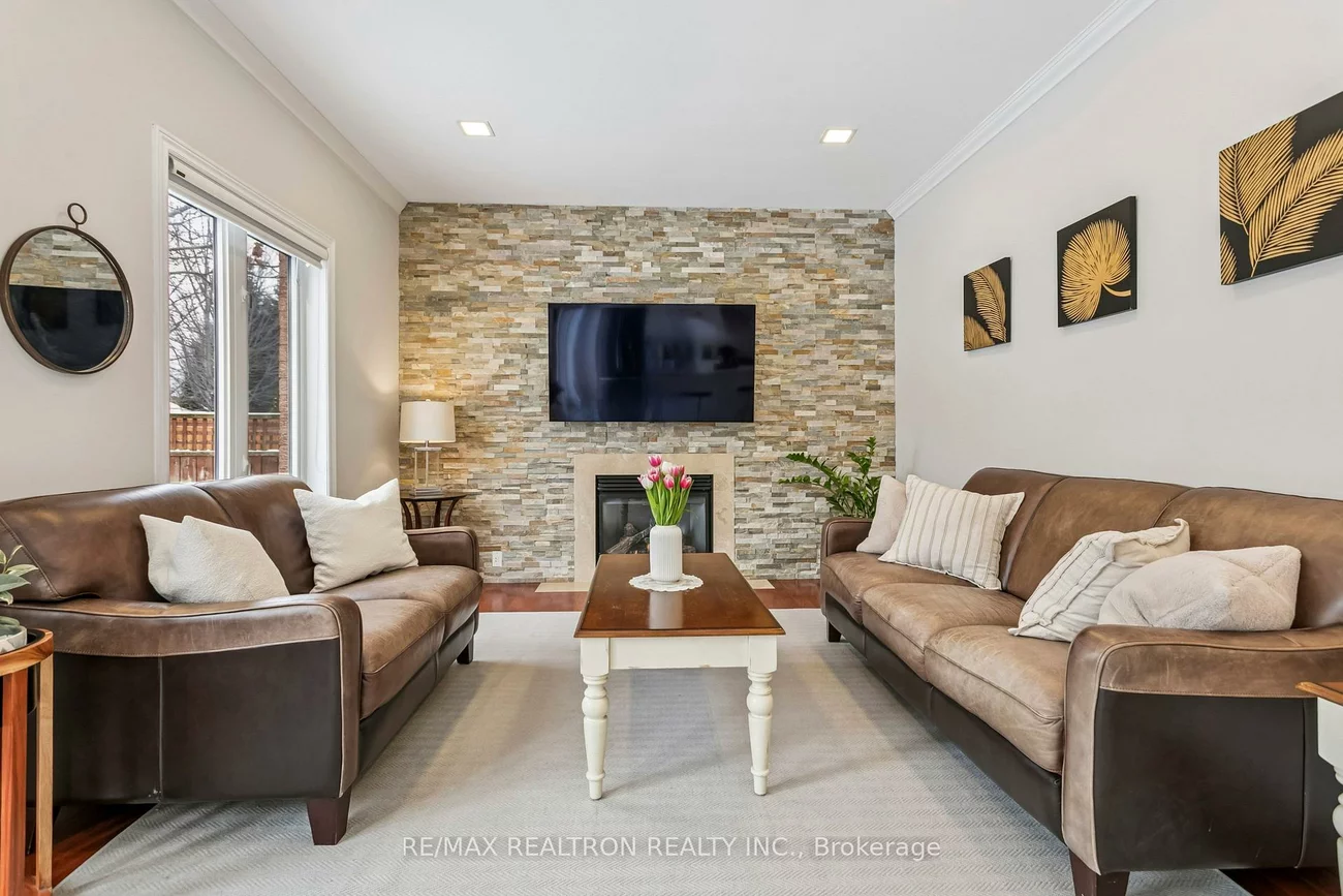 1153, Kestell, 1009 - JC Joshua Creek, Oakville