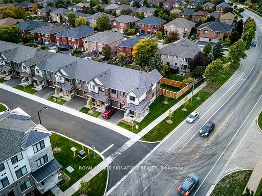 2184, Postmaster, 1019 - WM Westmount, Oakville