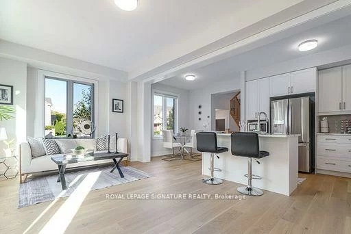 2184, Postmaster, 1019 - WM Westmount, Oakville