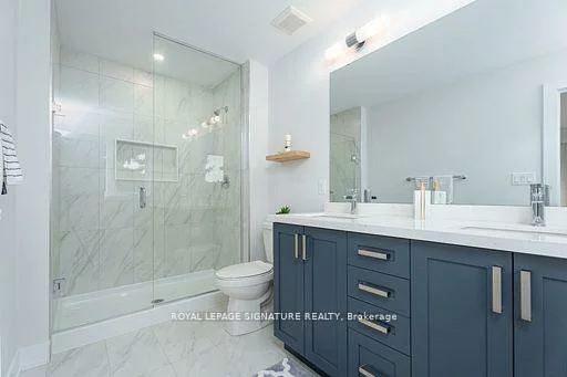 2184, Postmaster, 1019 - WM Westmount, Oakville