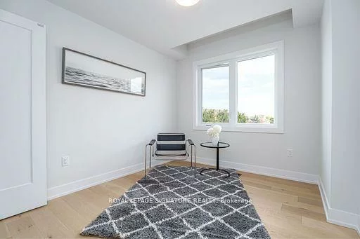 2184, Postmaster, 1019 - WM Westmount, Oakville