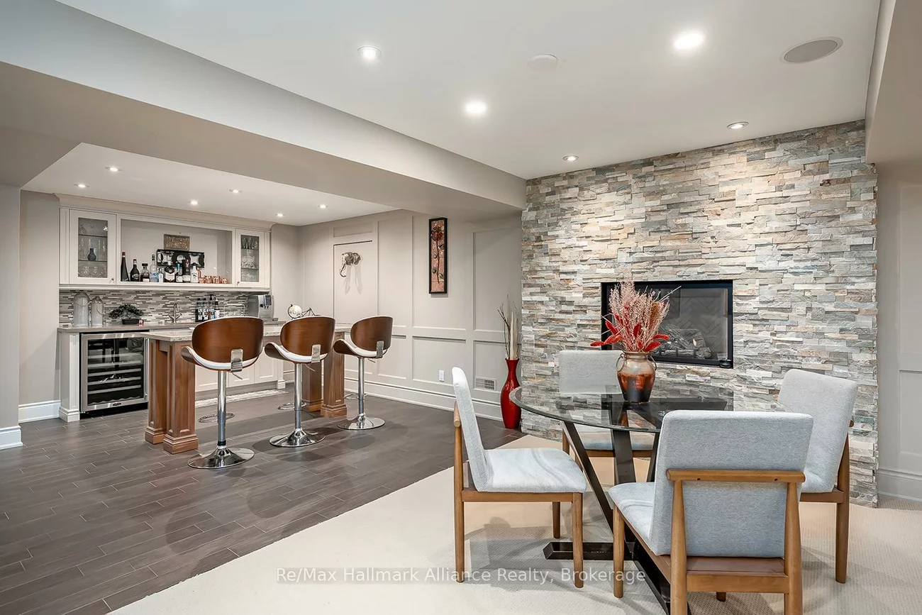 2381, Gamble, 1009 - JC Joshua Creek, Oakville