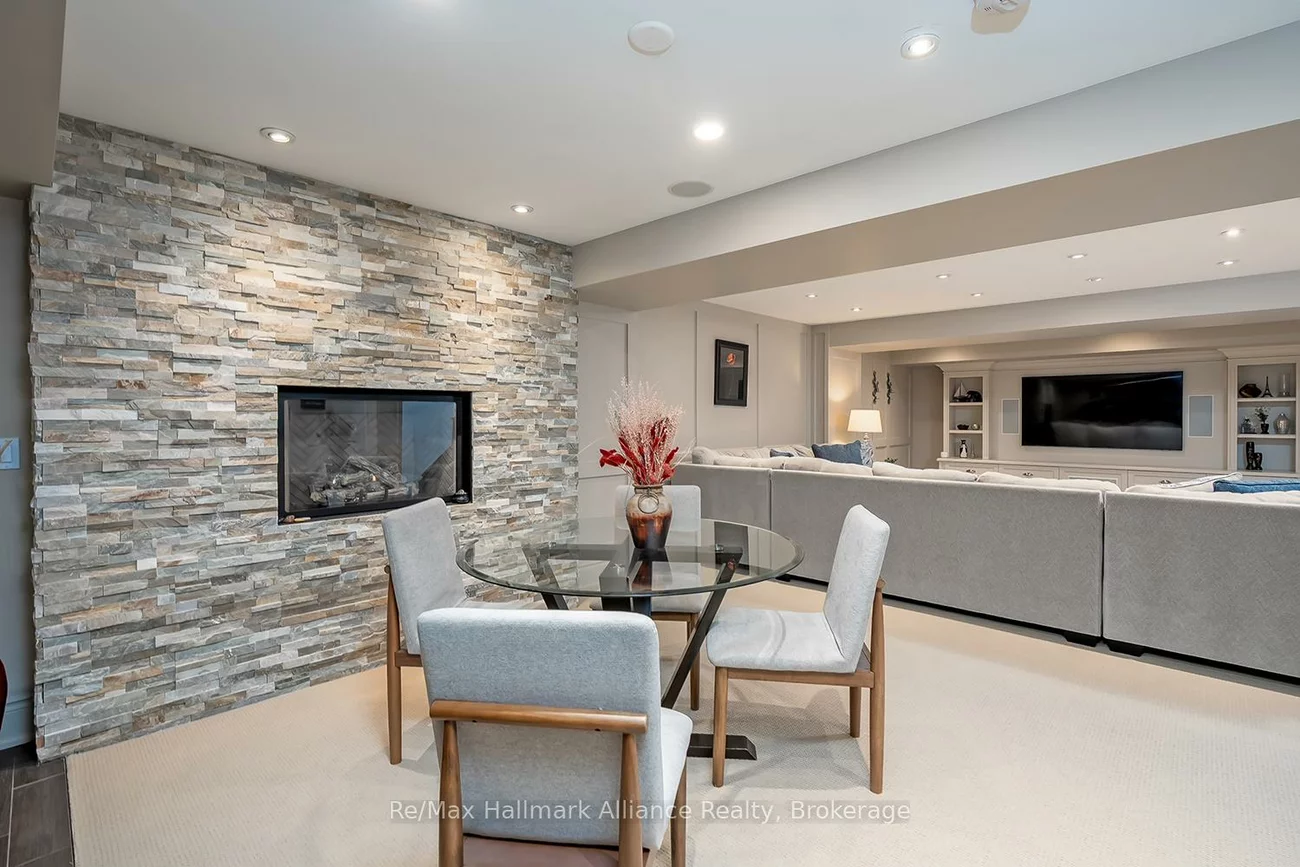 2381, Gamble, 1009 - JC Joshua Creek, Oakville