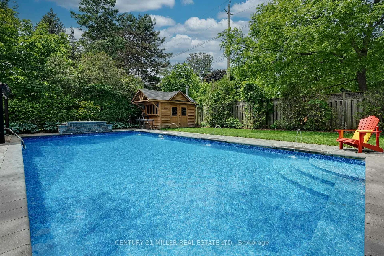 2337, Bennington, 1006 - FD Ford, Oakville