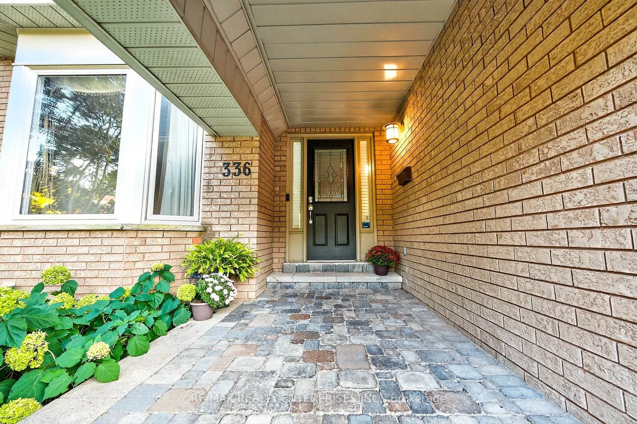 336, Oakridge, 1015 - RO River Oaks, Oakville