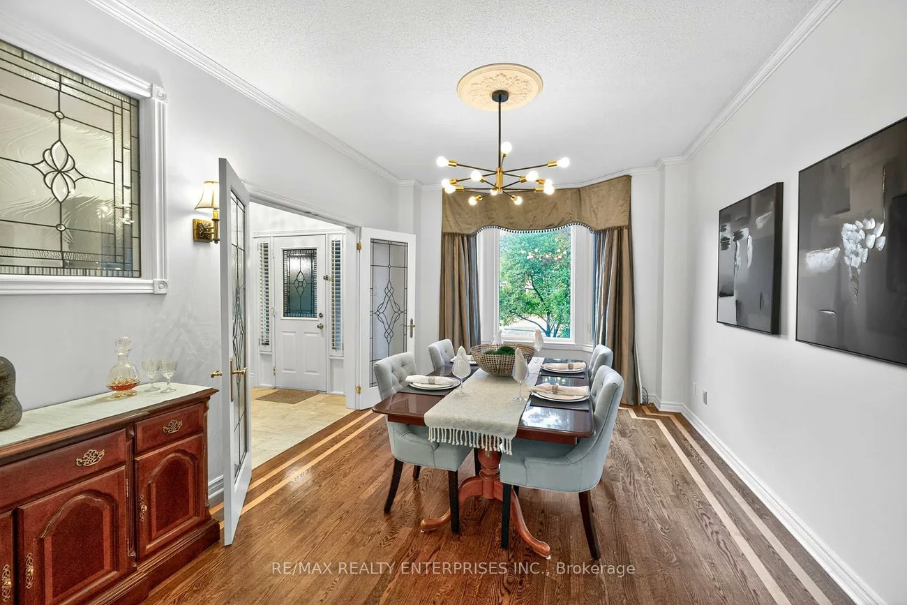 336, Oakridge, 1015 - RO River Oaks, Oakville