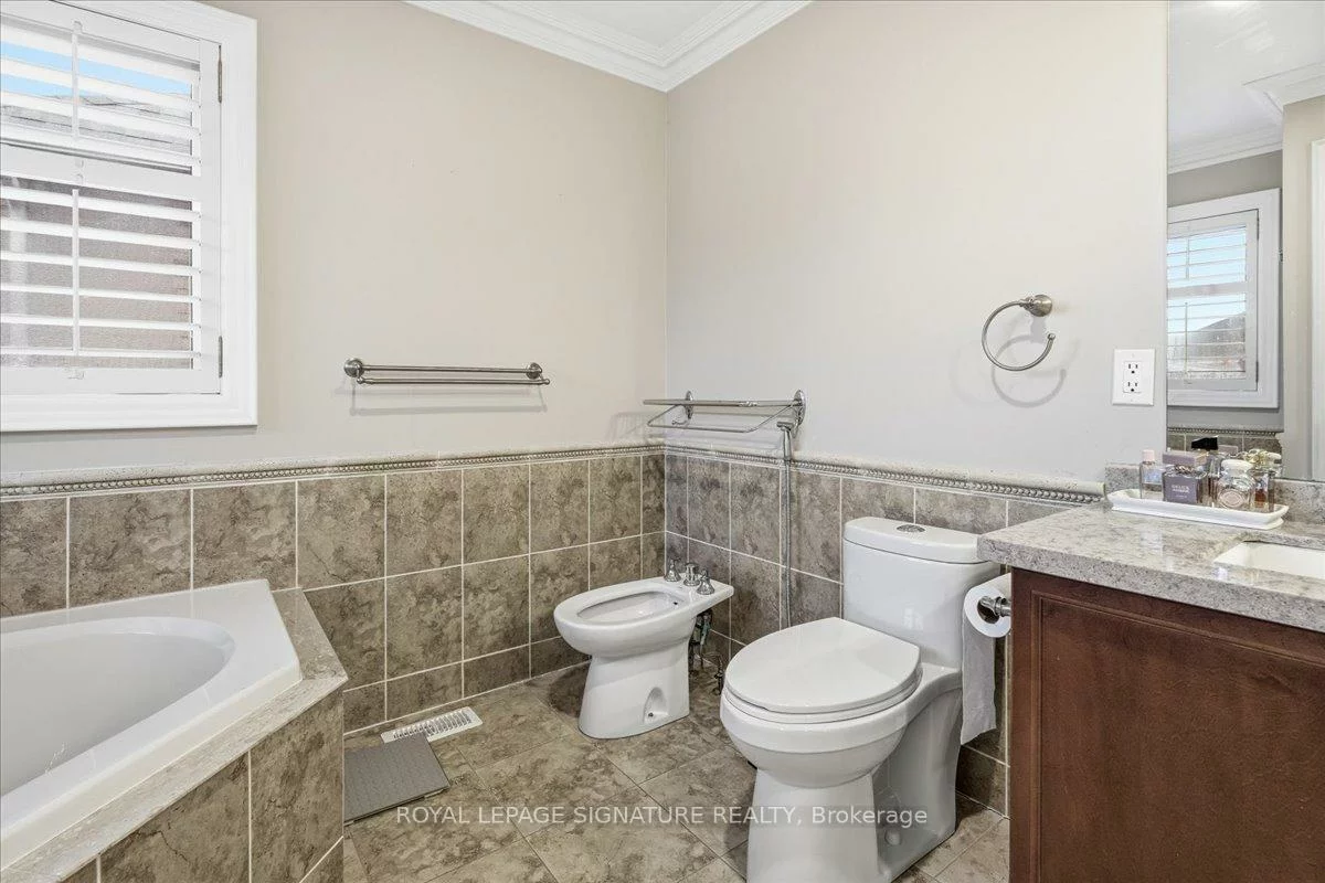 1268, Kestell, 1009 - JC Joshua Creek, Oakville